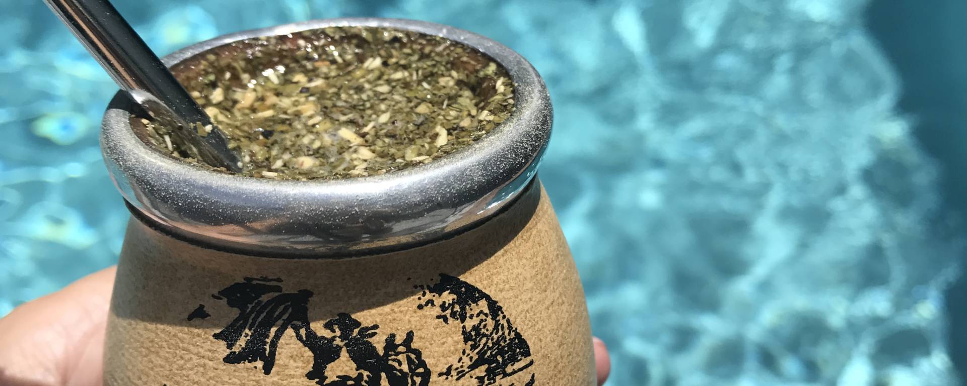 There’s nothing like sitting by the pool enjoying a mate